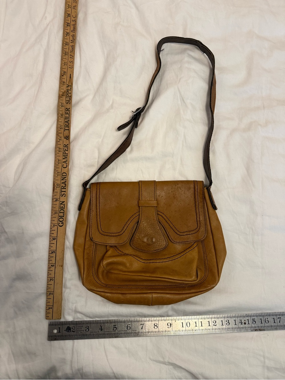 Vintage Tan Leather Shoulder Bag with Dark Brown Strap